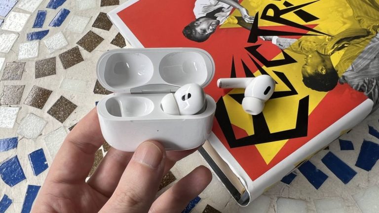 How Apple silicon is making the latest features on AirPods Pro 2 possible