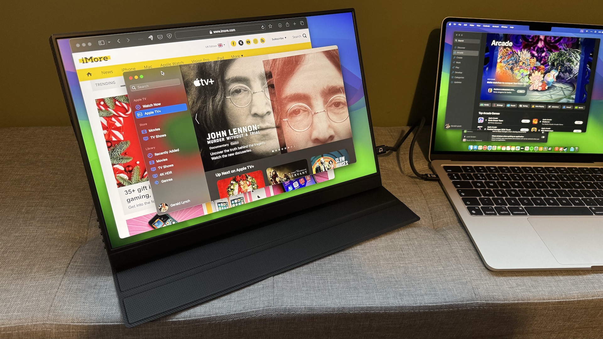 The Hongo 2K 16-inch monitor with MacBook Air